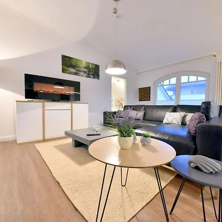 Strandnest In Der Gudrun Lejlighed *